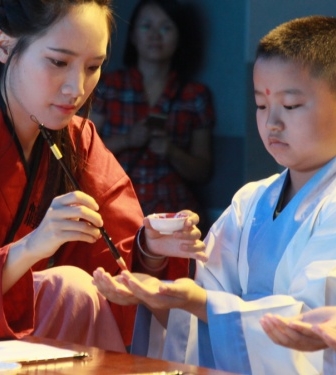 送给无私的老师们，节日快乐。